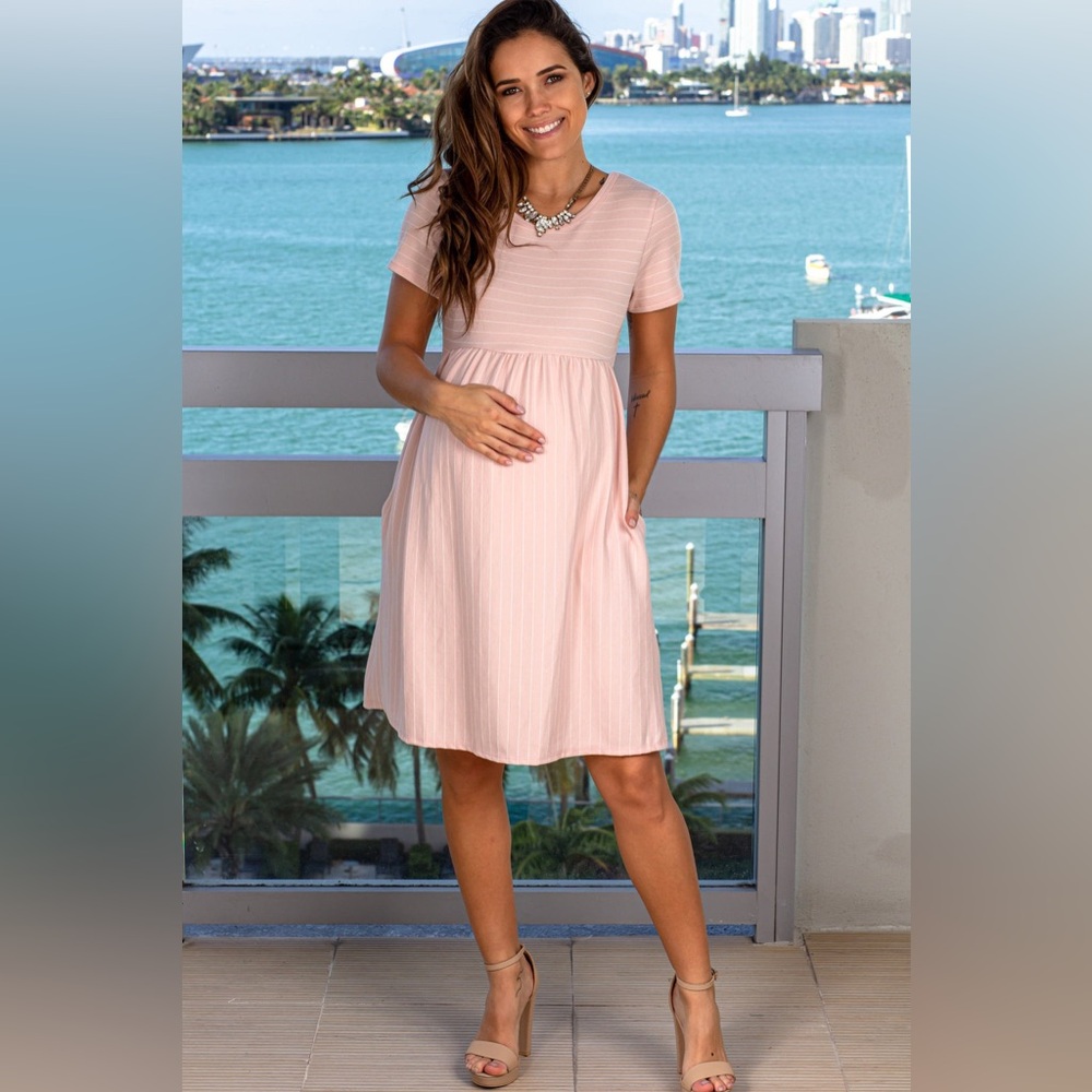 Maternity Pregnancy Dress Womens Medium Blush Pink Fit Flare Pinstripe Baby Bump